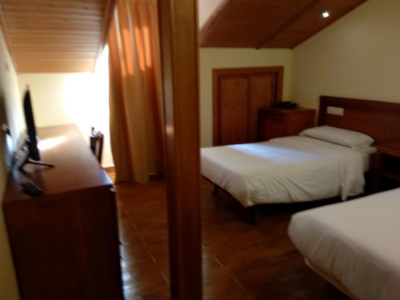 Hotel Sierra Oriente Guadarrama Exterior photo
